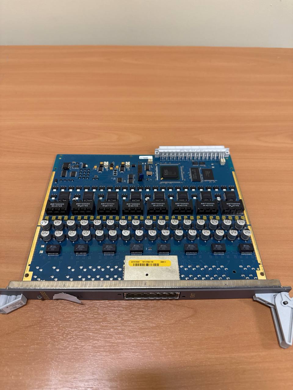 ELU33